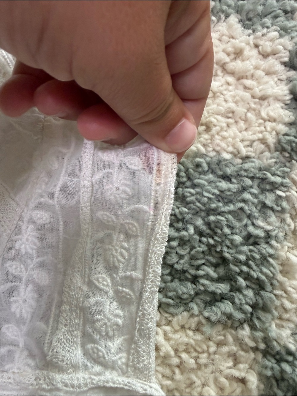 LOVESHACKFANCY Drella White Lace Trimmed Embroidered Cotton Voile Mini Dress 4 - Picture 4 of 10